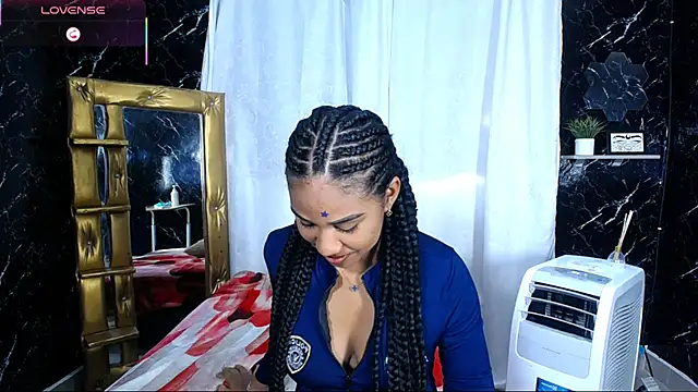 Hillary queen online show from November 10, 6:14 pm