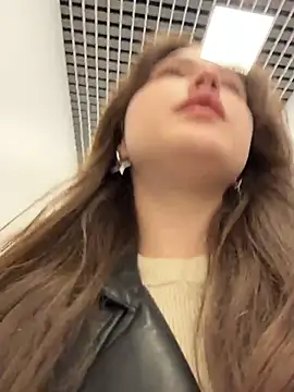 Peachy Dream online show from November 12, 6:06 pm