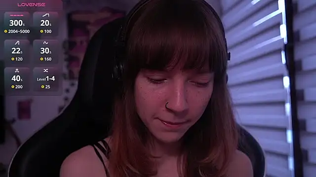 juliapie online show from December 20, 9:24 am