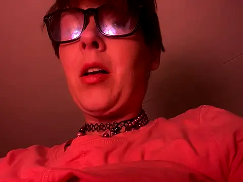 CUMFOREVERY1nTitTiES2 online show from December 1, 1:31 am