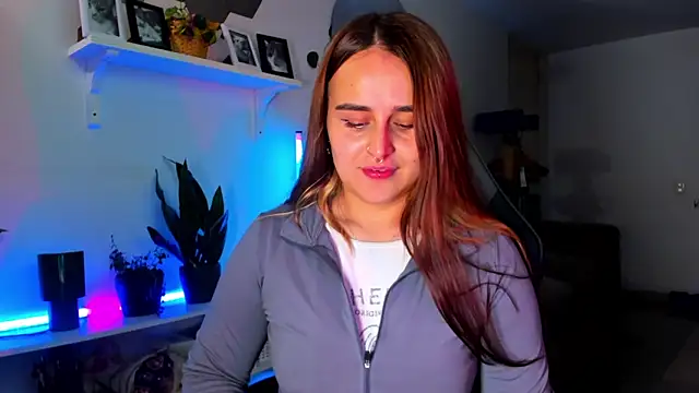 evy orange1 online show from March 26, 1:08 am