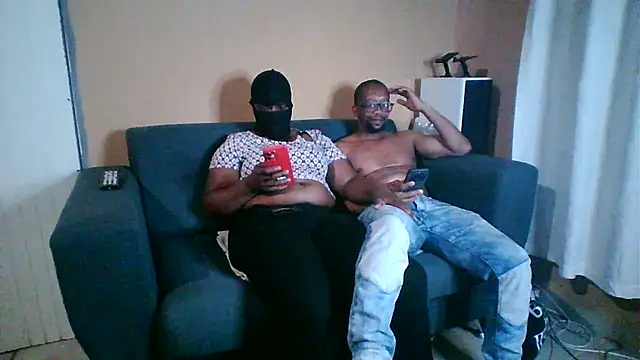 Sgeme325is online show from October 4, 8:35 pm