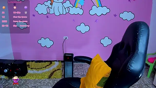 Sharon hils online show from March 27, 11:55 am