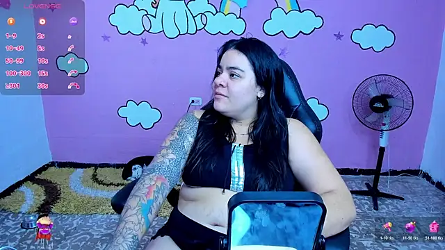 Sharon hils online show from March 6, 2:23 pm