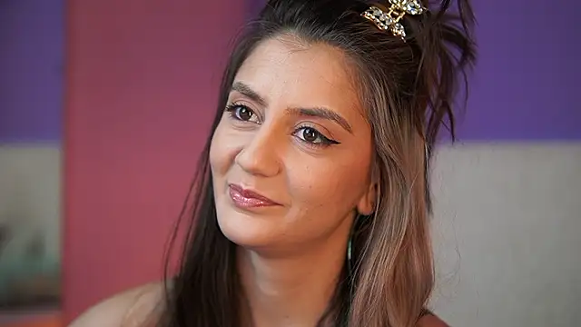 SabrinaHope online show from February 3, 3:48 am