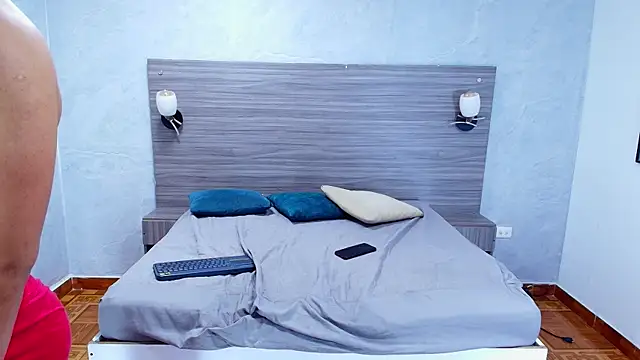 Loony Zion online show from September 13, 5:32 pm