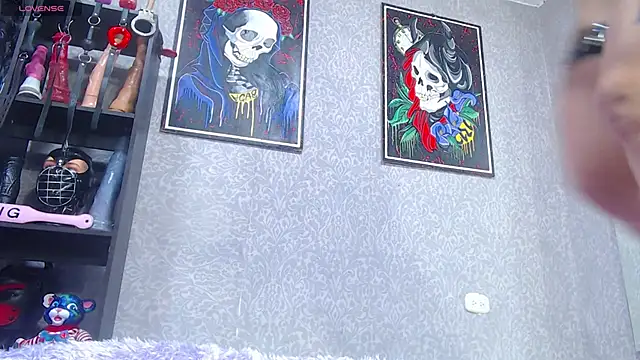 CamiilaMarti online show from April 18, 8:20 pm