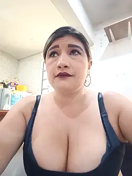 Hannahcandyy online show from November 4, 9:31 pm