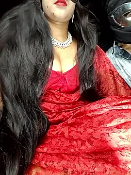 Snapshot of Hotty-priyanka chatting on September 15, 7:10 pm Hotty-priyanka online show from September 15, 7:10 pm
