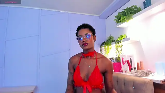 amber-hill online show from July 3, 12:22 pm