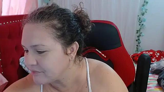 helenca43 online show from October 12, 12:18 pm