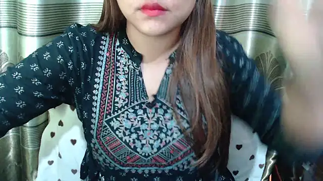 queen angelina online show from March 5, 7:42 pm