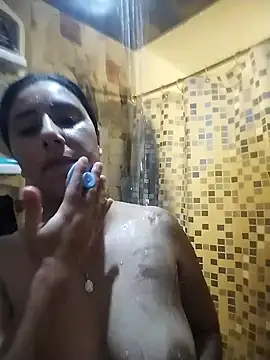 Im Alma  online show from February 20, 8:53 pm