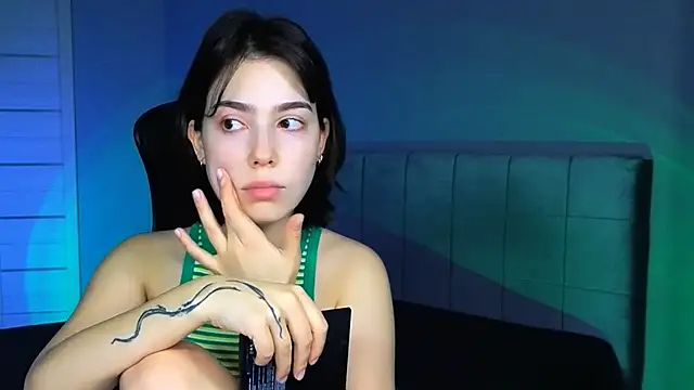 Stacy Gonzales  online show from December 16, 8:53 am