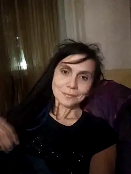 Francenia lolis online show from February 15, 7:35 pm