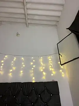 alisson carolina73 online show from November 23, 12:02 am