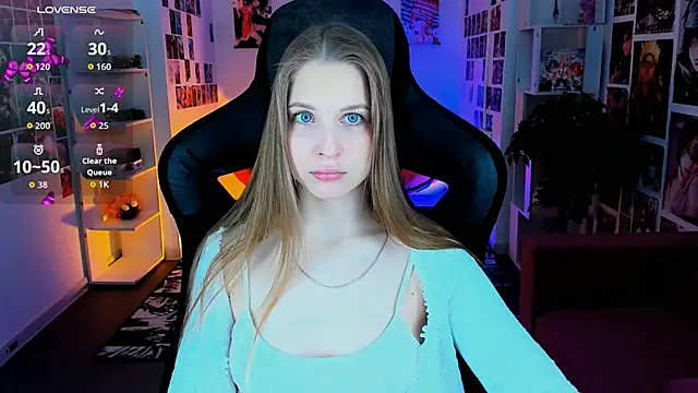 CuteMousee online show from March 4, 9:27 am