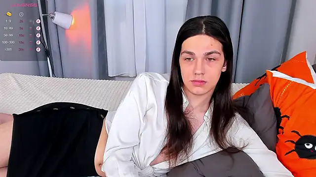 Alfreda Mills online show from November 1, 10:41 am