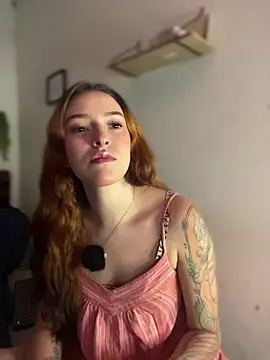 Ginger Foxy online show from June 18, 1:07 am