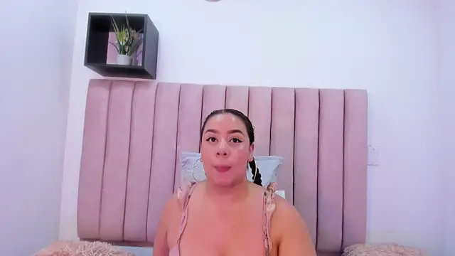 mariaa fernanda online show from January 15, 11:27 am