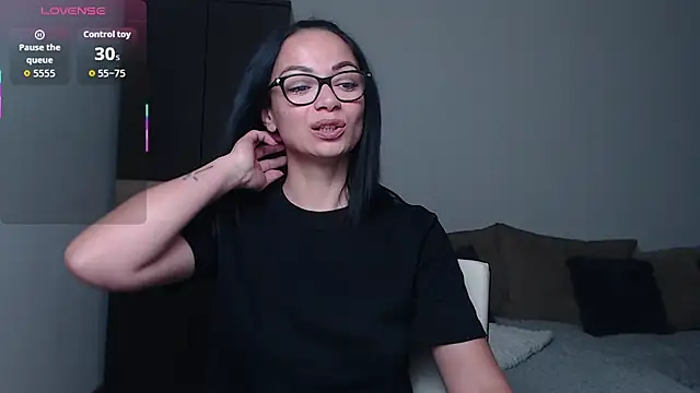 BabySerene online show from June 13, 3:48 am