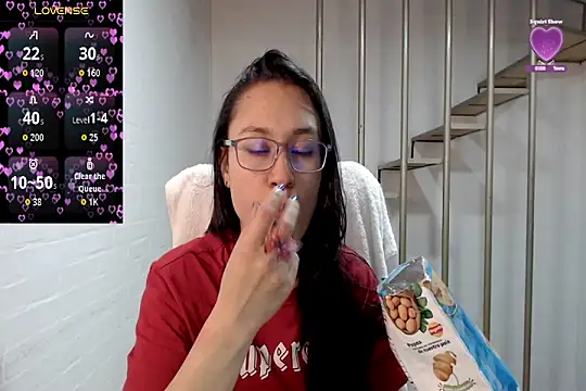 Jessie Desire online show from October 11, 4:06 am