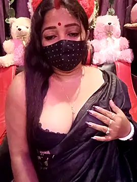 ella mariya online show from April 18, 8:20 pm