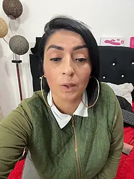 karenlennox1 online show from January 8, 11:20 pm