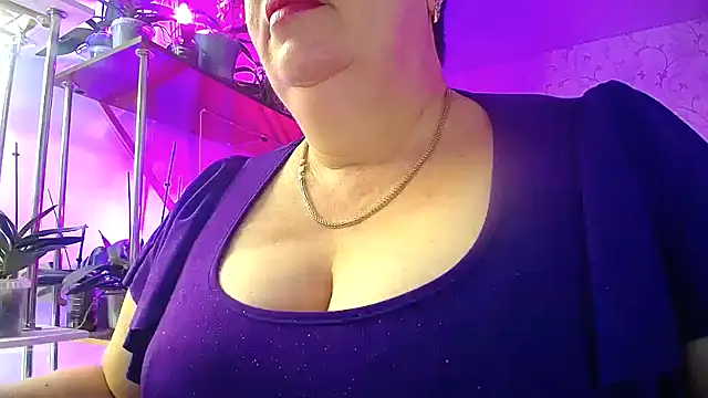 Snapshot of _Sweet_Woman chatting on October 11, 4:28 am  Sweet Woman online show from October 11, 4:28 am