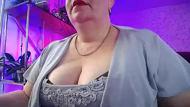  Sweet Woman online show from March 2, 7:15 am