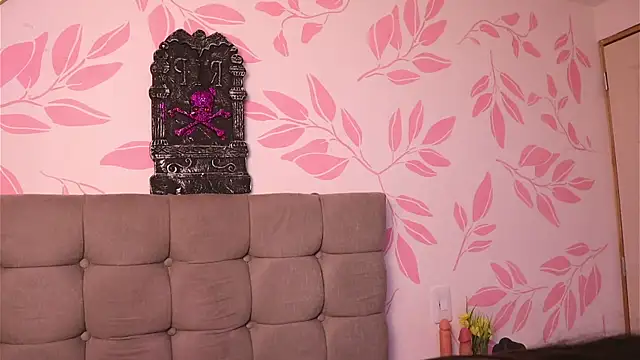 Sweet Sammy  online show from October 30, 4:04 am