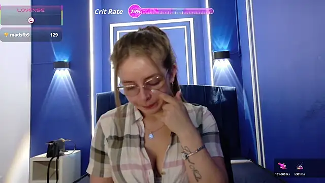  isaabellaa online show from February 4, 4:10 pm