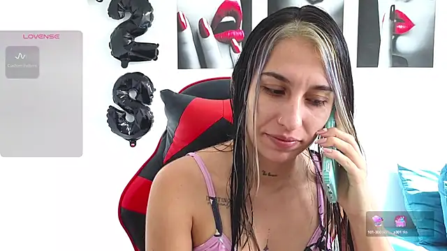 Snapshot of tammyandrade_ chatting on October 2, 1:49 pm tammyandrade online show from October 2, 1:49 pm