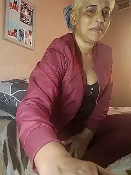 Goodgirlsue 77 online show from October 28, 8:31 am