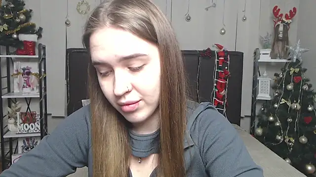 LauraHlot online show from December 20, 6:56 pm