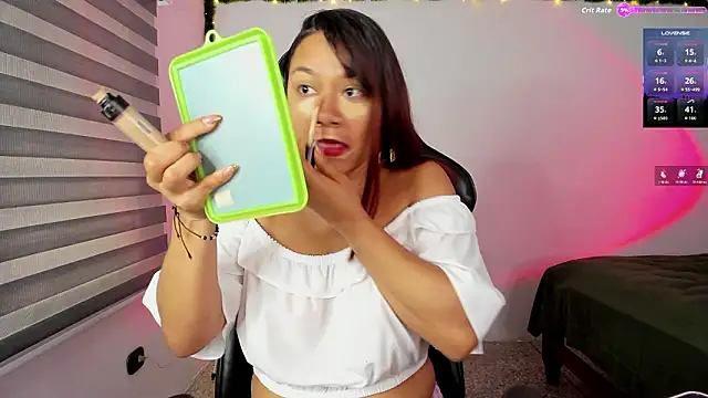 hollymollyxoxo online show from March 9, 8:45 pm