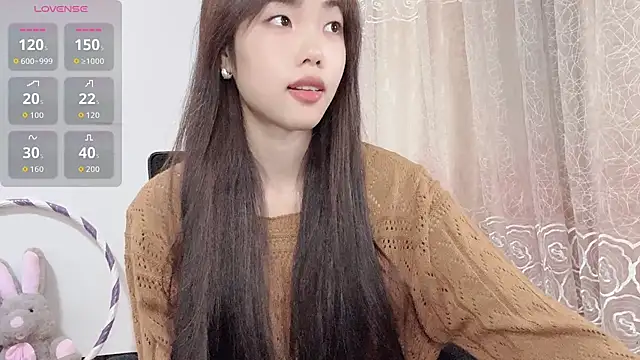 Lvy--v online show from October 28, 10:36 pm