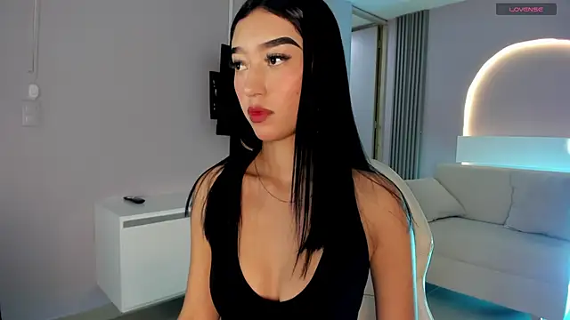 millieskinny  online show from October 14, 11:07 pm