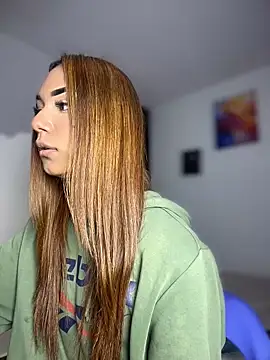 Nikol Rang   online show from March 2, 6:14 pm