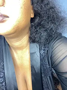 MayaPassion online show from November 19, 6:46 am