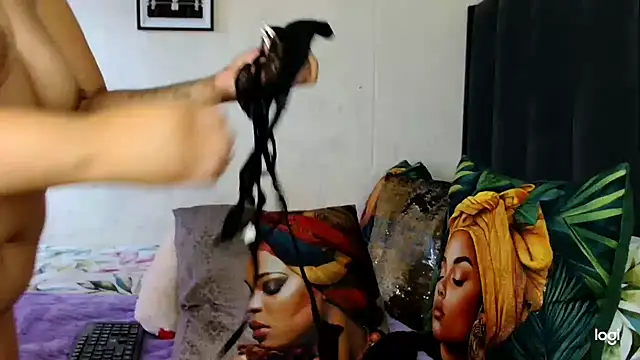 quenliyasa online show from March 8, 6:50 am