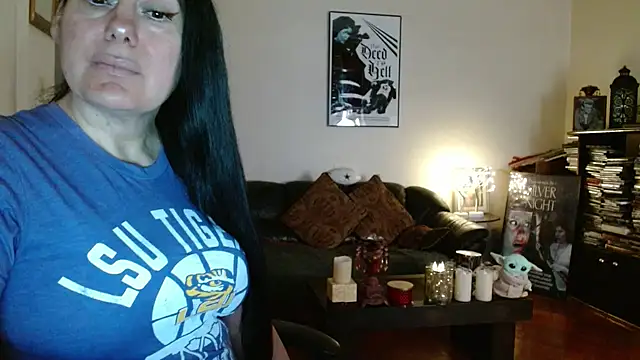 mandaloriangirls online show from March 18, 5:29 pm