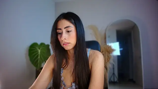 auroracaruso11 online show from November 23, 9:27 pm