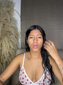 NiaBlanco online show from December 4, 3:31 am