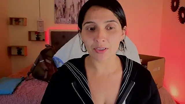 emily leinner online show from June 3, 12:56 am