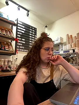 cinnabon  online show from December 22, 2:42 pm