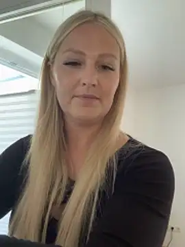 MaryVanilly online show from June 16, 5:14 pm