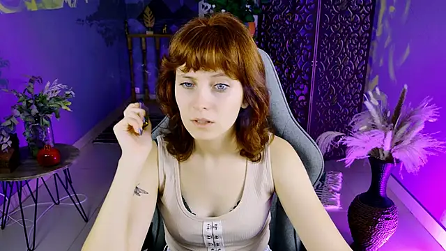 LolaAsmus online show from September 24, 5:06 am