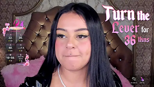 SoffiQueen online show from June 4, 2:43 pm