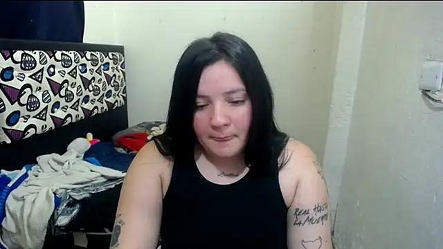 shopyymessyy online show from April 29, 8:36 pm